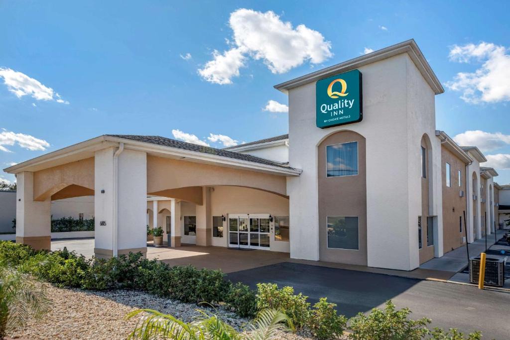Zephyrhills Hotel | Quality Inn Zephyrhills-Dade City