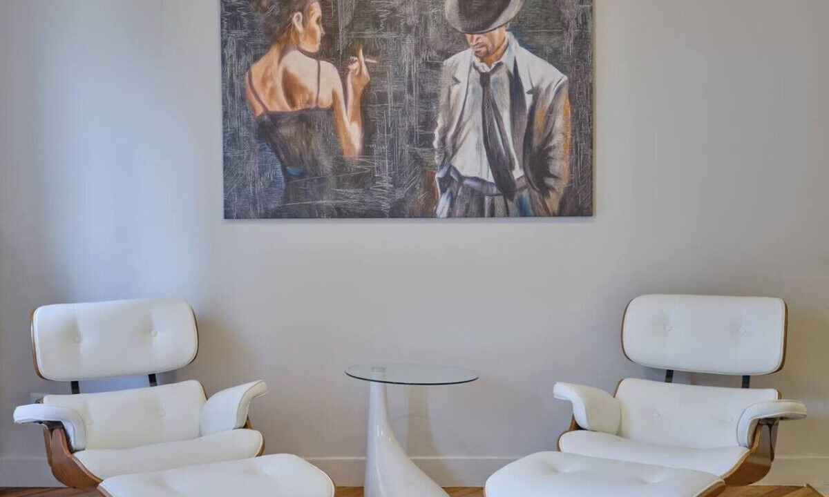 Kolonaki Apartment | Quiet, central 2bd Apt, Kolonaki
