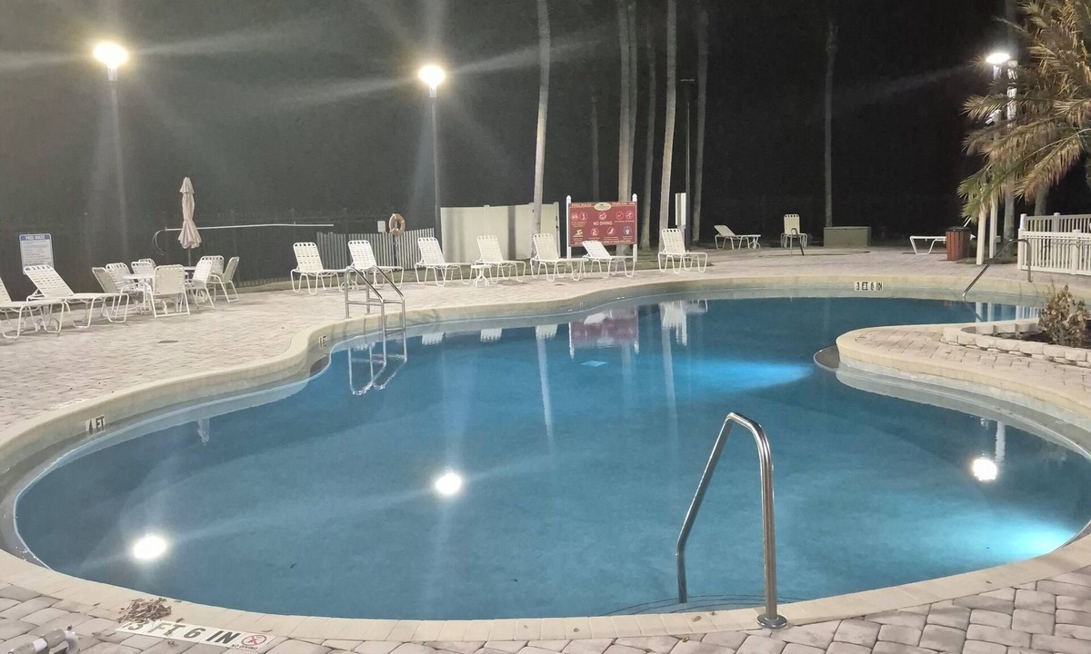 Haines City Villa | Quiet & Peaceful Villa