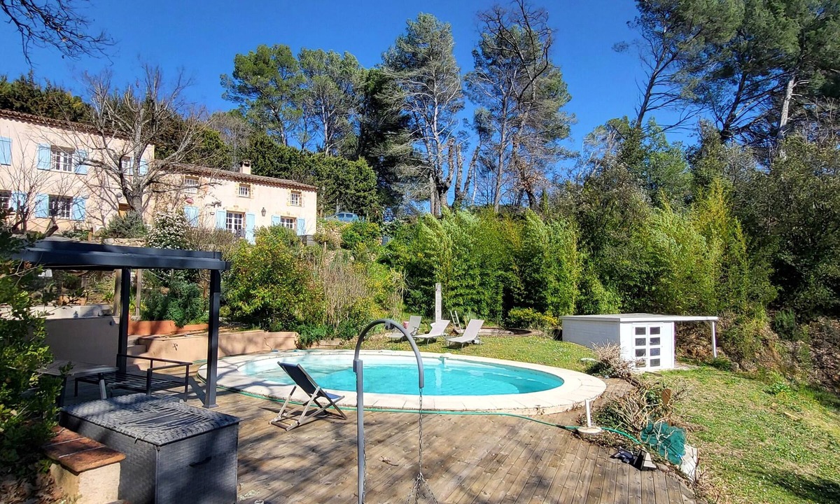 Villecroze House | Quiet Provencal country house on 18000 m² of land