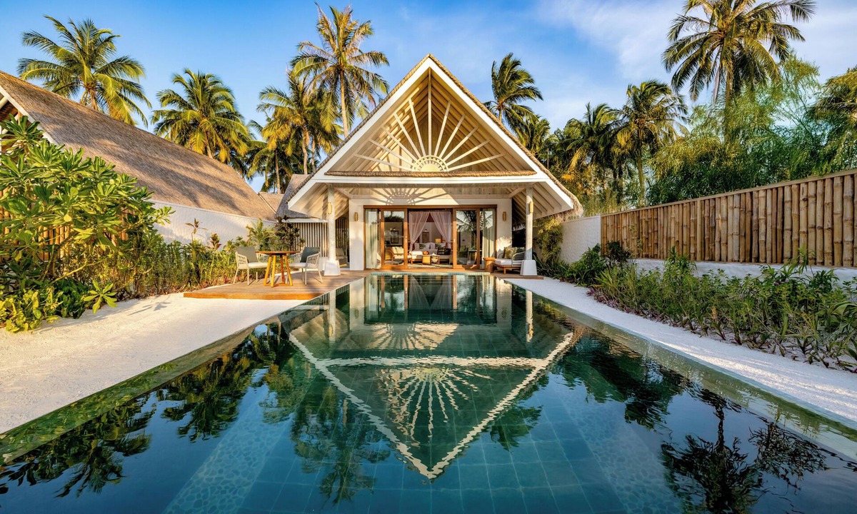 Rihiveli Resort | RAH GILI MALDIVES