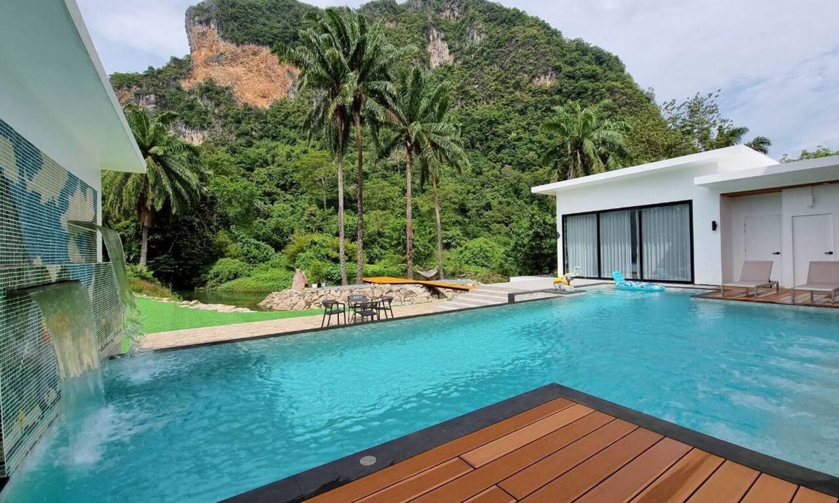 Nong Thale Villa | Red Cheek Mountain Villa