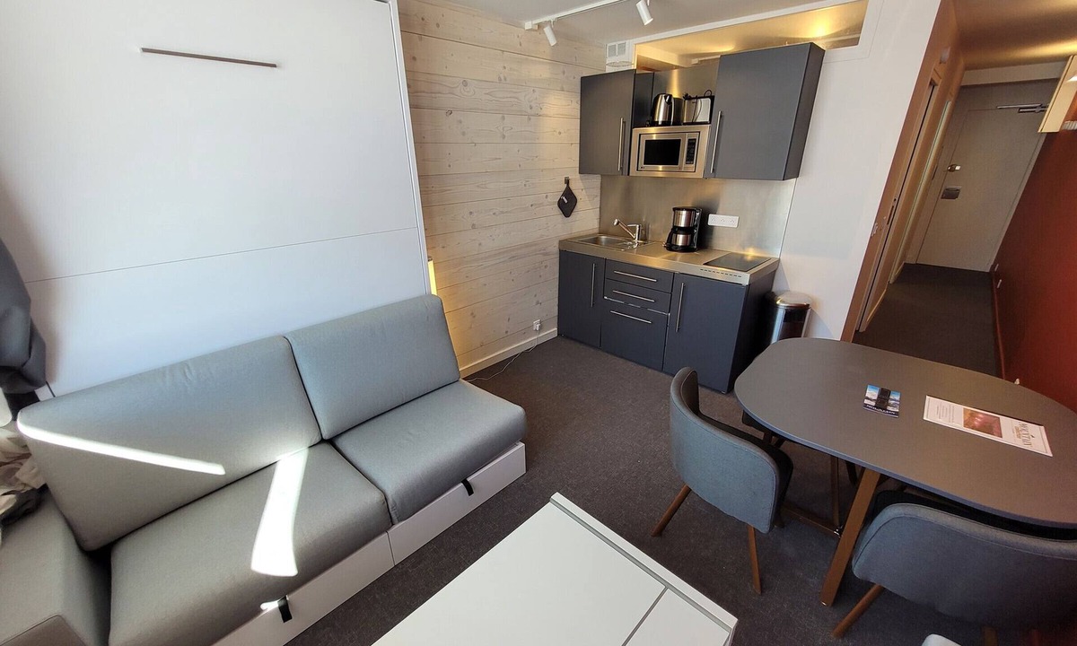 Aime Apartment | Renovated ski-in studio - 4 ppl - Pets allowed