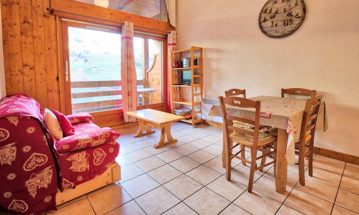Flumet Apartment | Residence Le Schuss 1 - 2 Rooms for 4 People