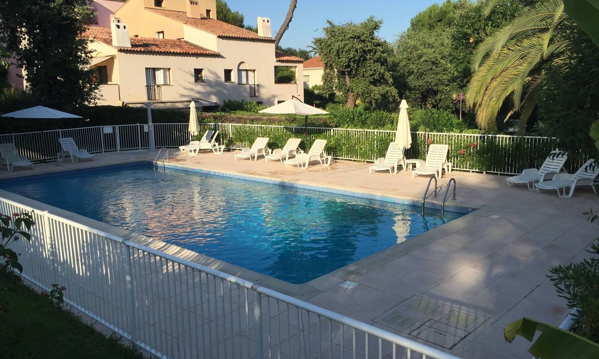 Cros-de-Cagnes Apartment | Residence Michel Ange Cagnes sur Mer 2BR, 2 baths