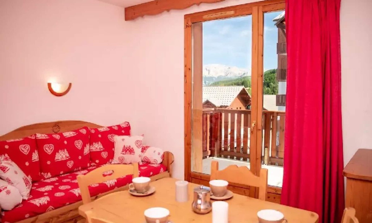 Puy-Saint-Vincent Apartment | Residence The Gentianes - Studio 4 people-Residence LES GENTIANES
