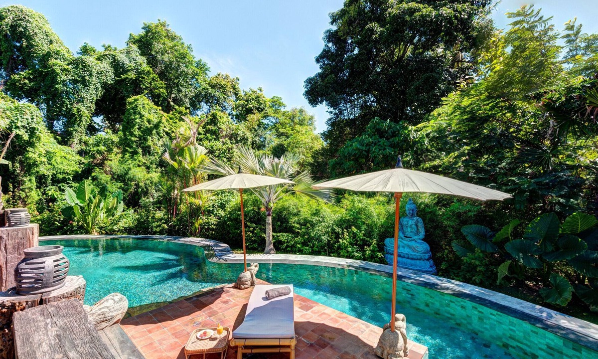 Umalas Villa | River Garden Sanctuary Luxury Joglo Villa 6 Guests