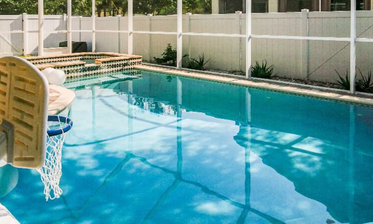 Riverview House | Riverview Oasis Pool, Spa & Family Arcade Fun