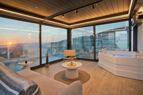 Glyfada Apartment | Riviera Sky Loft