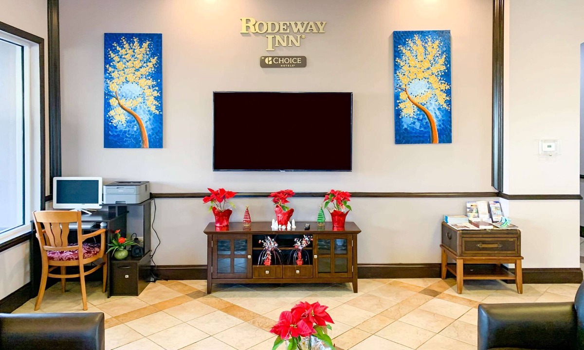 Sun City Center Hotel | Rodeway Inn Sun City Center