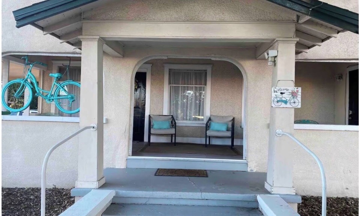 Winter Haven House | Roomy 3-bedroom house Near Lake Howard & Downtown Winter Haven