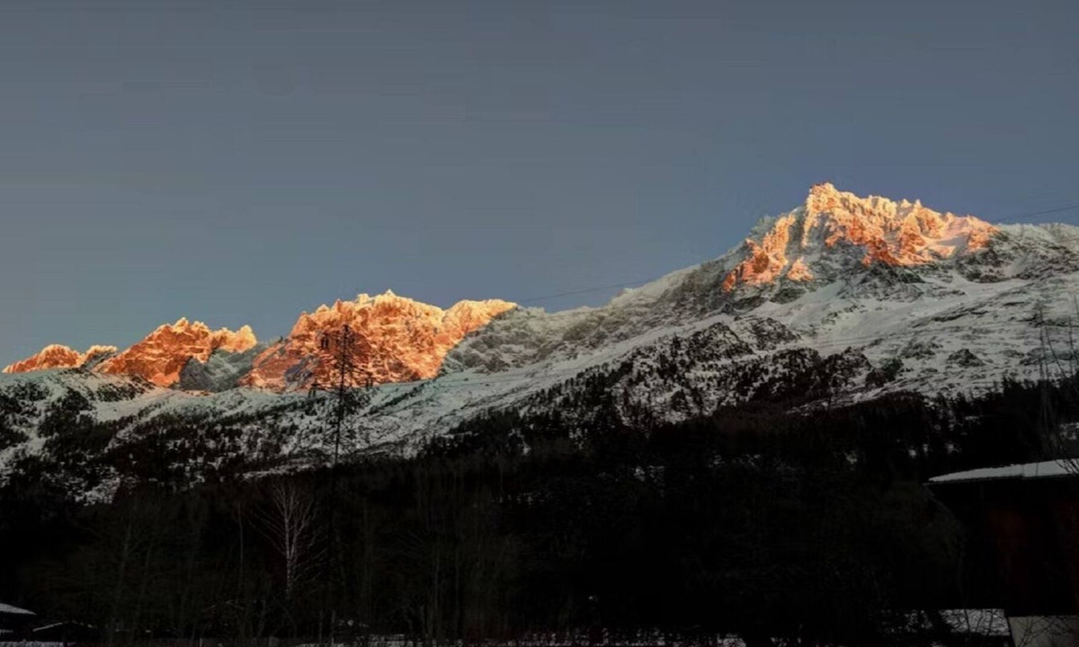 Les Bossons Ski Chalet | Rustic Chalet IN Chamonix With THE Views OF Mont Blanc