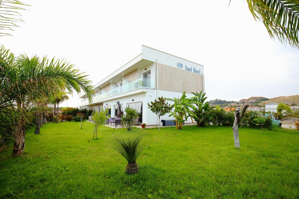 Botricello Hotel | Sand Hotel