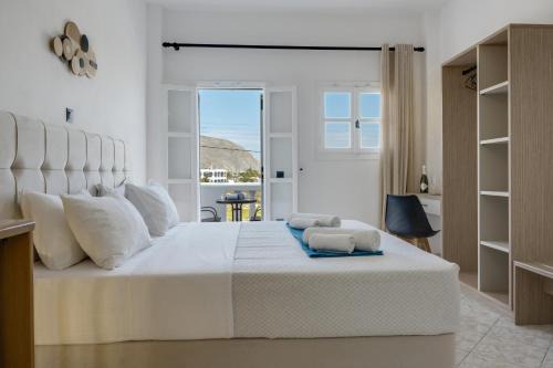 Agios Georgios House | Seaview Double Room Private Jacuzzi