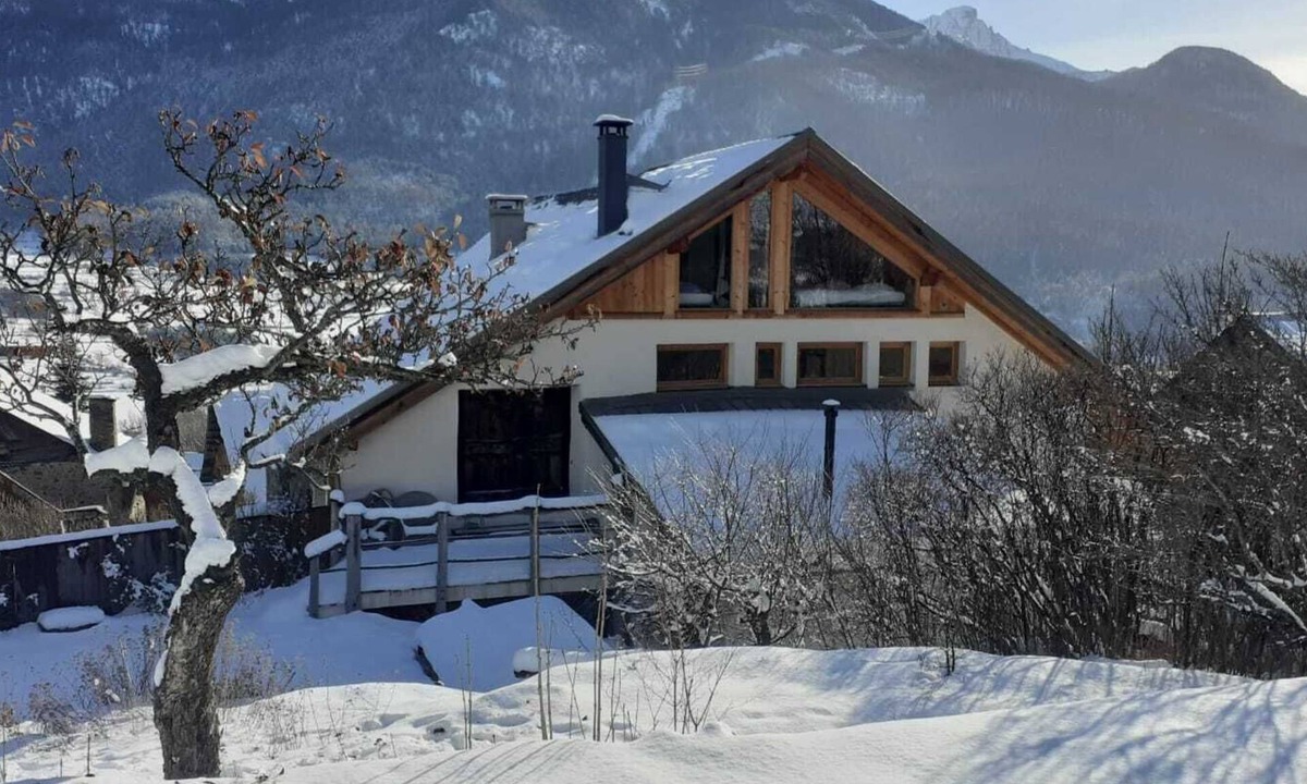 Puy-Saint-Andre Ski Chalet | Serre-chevalier : Grande Maison Chaleureuse