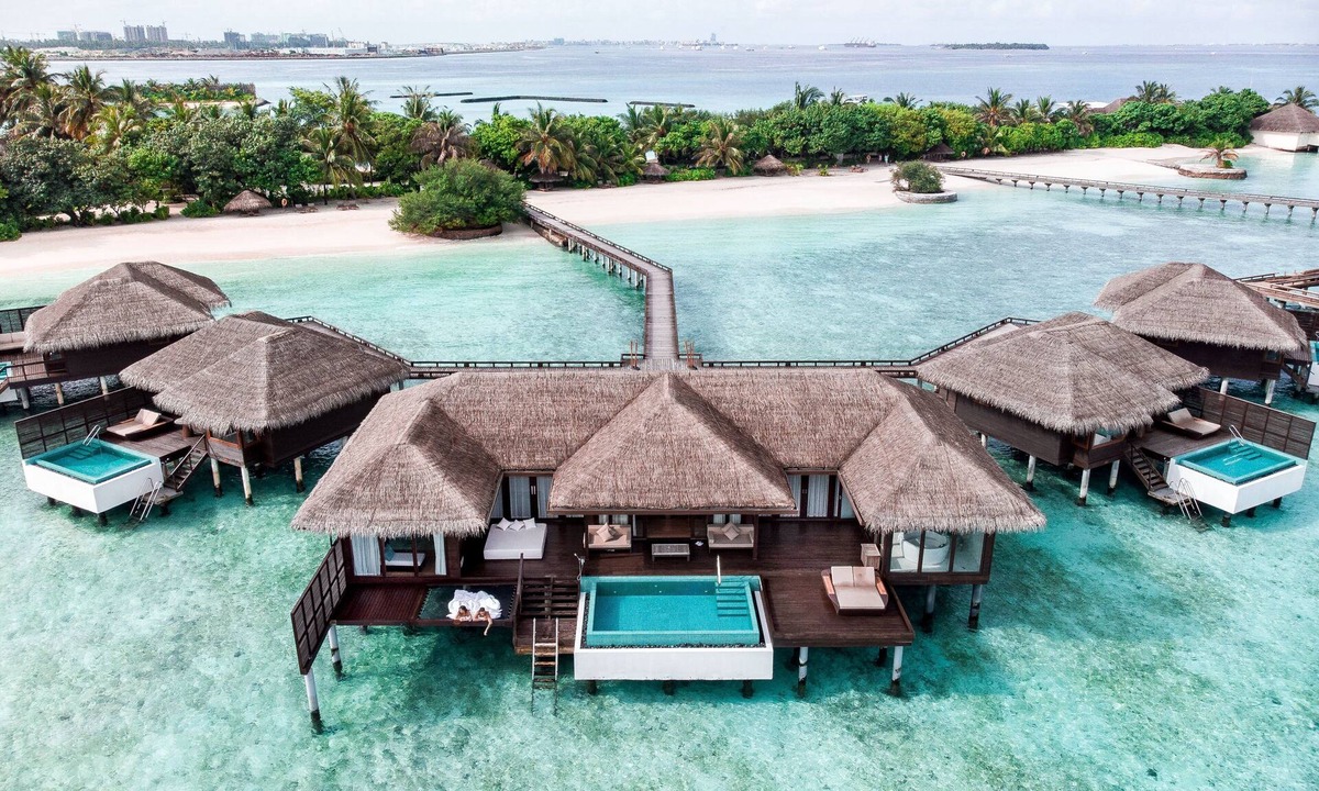 Furanafushi Island Resort | Sheraton Maldives Full Moon Resort & Spa