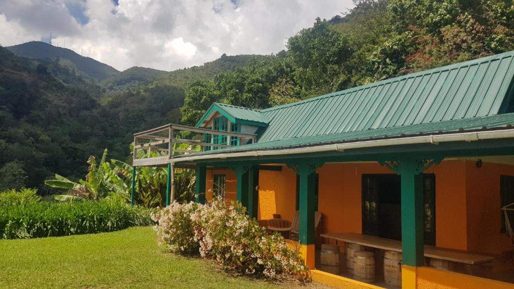 Silver Hill Gap House | Silver Hill Select