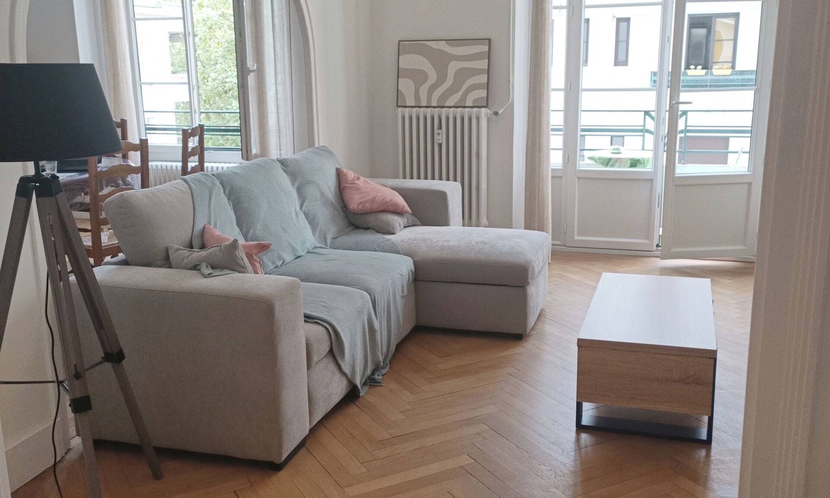 Chambery Apartment | Spacious, bright T3 800m from the station