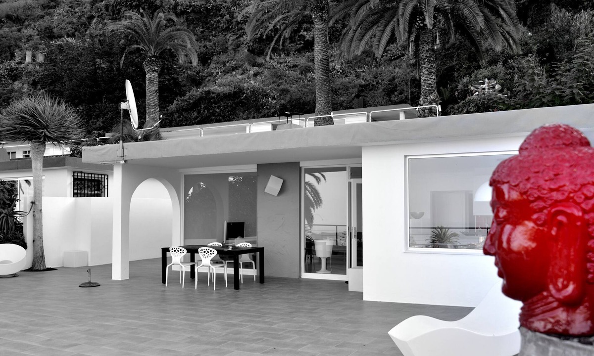 Las Cuevas House | Spacious Casa Del Budda Rojo in La Orotava