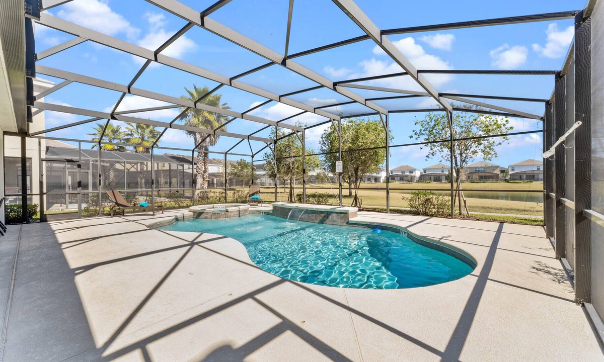 Kissimmee Resort | Spacious Getaway w/King Suites, Pool & Hot Tub