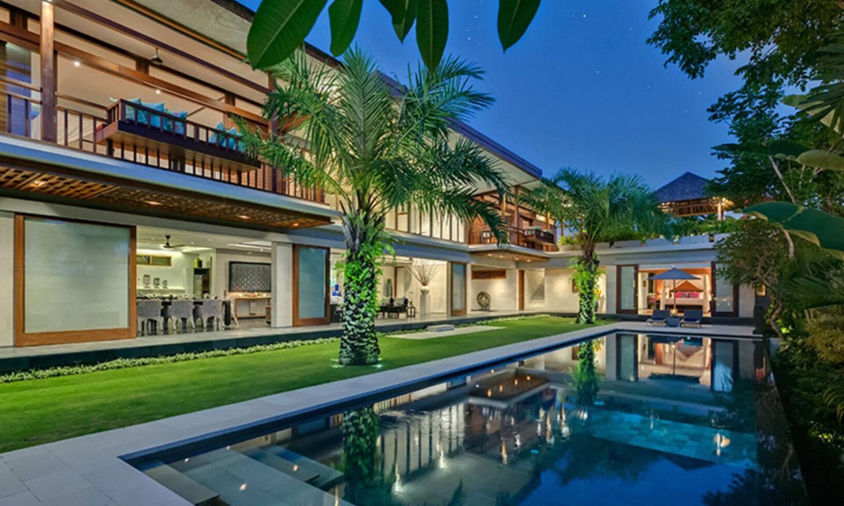 Batu Bolong Villa | Spacious Luxury Retreat Near Beach – Bali Villa 1098