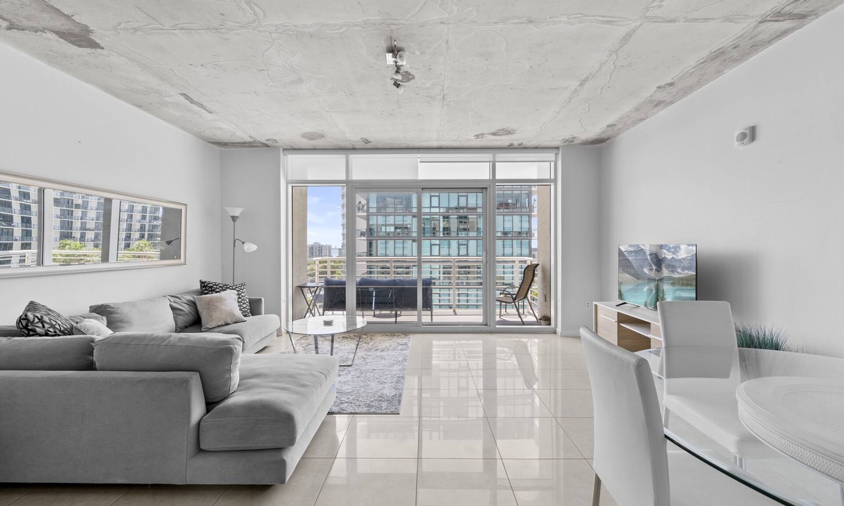 Midtown Apartment | Spacious & modern 2bd/2ba in Heart of Midtown!