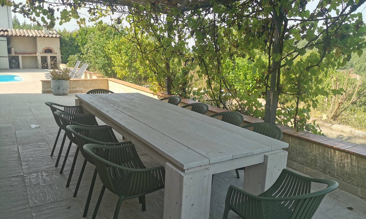 Montagnac-Montpezat Villa | Spacious villa Cavadou in Montagnac-Montpezat for 10p with private pool