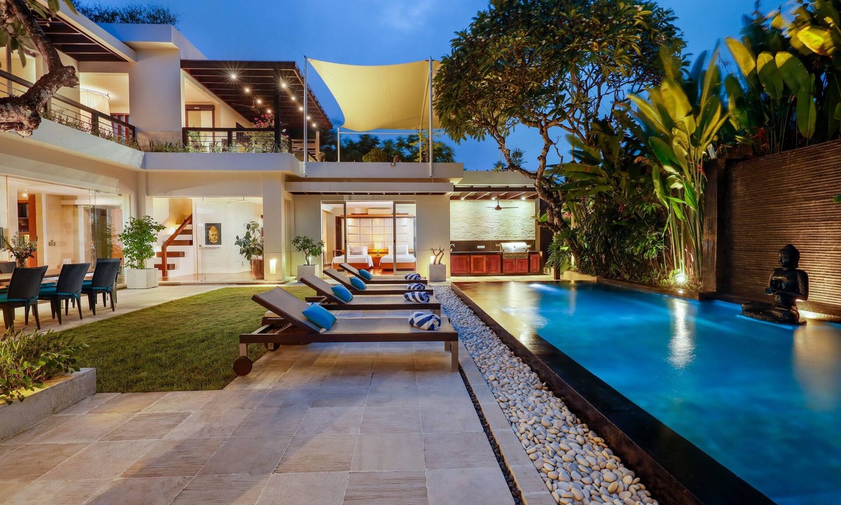 Jimbaran Bay Villa | Specious three bedrooms villa in Jimbaran