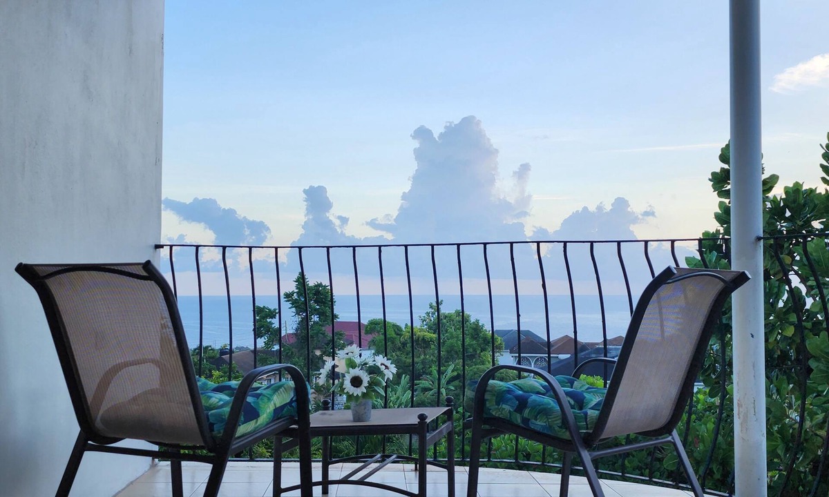 Tower Isle Hotel | Spring Valley Inn