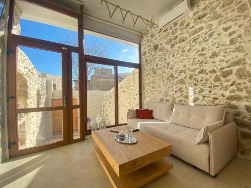 Atsipopoulo Villa | Stavlos traditional suite