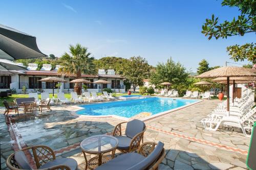 Agia Paraskevi House | STRAWBERRY Skiathos