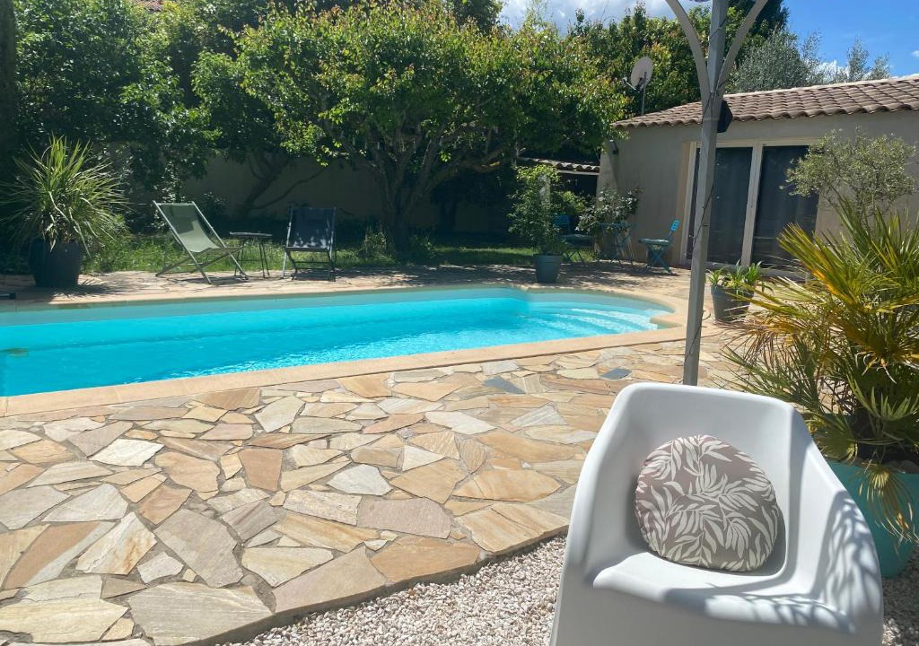 Pourcieux Apartment | Studio de rêve au cœur du var.
