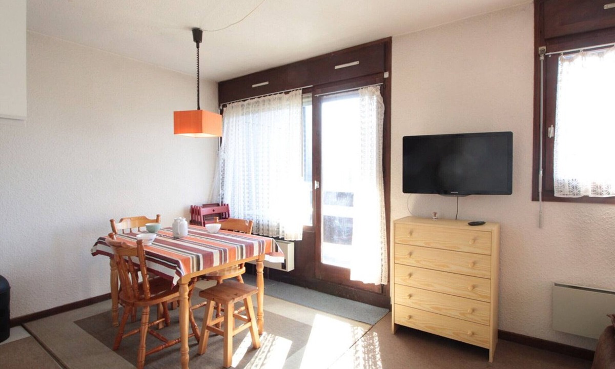Les Carroz-d'Araches Apartment | Studio for 4 pers, 100m from slopes, near shops