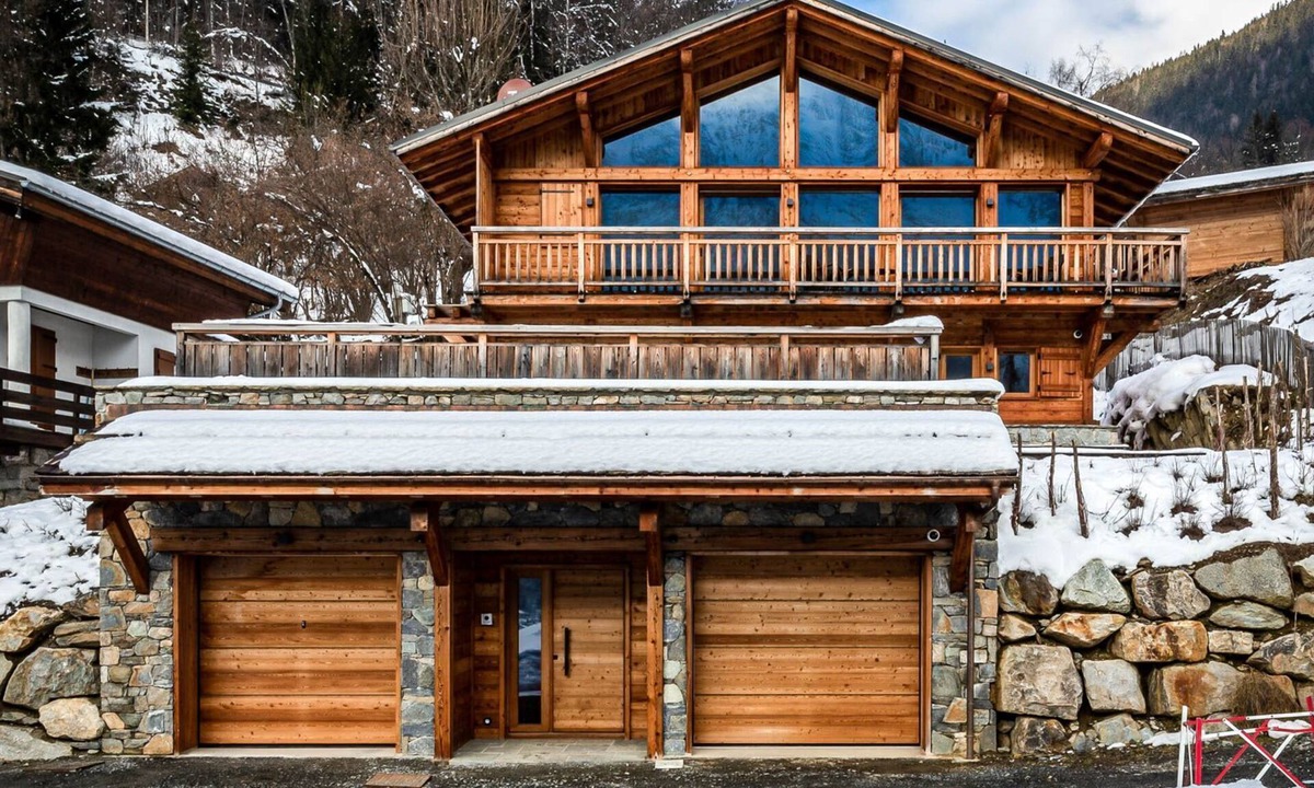 Les Houches Ski Chalet | Stunning brand new three bedroom chalet in an amazing location