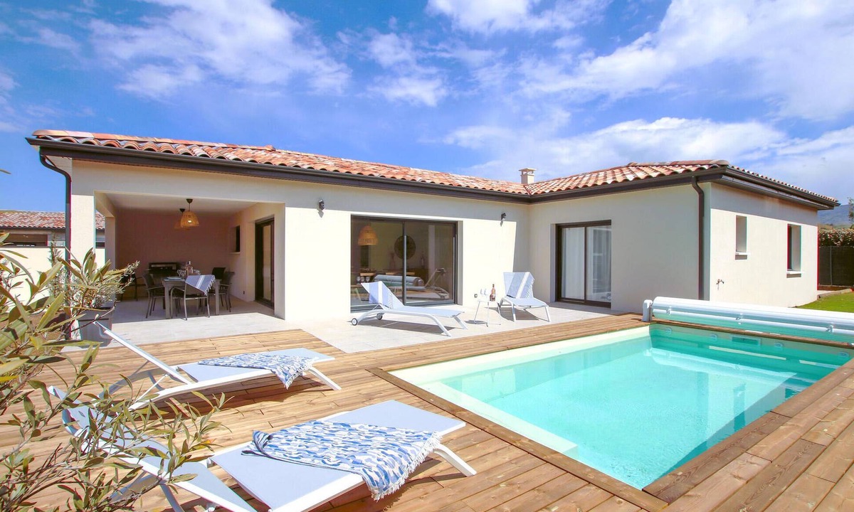 La Begude-de-Mazenc House | Stunning home in La Bégude de Mazenc