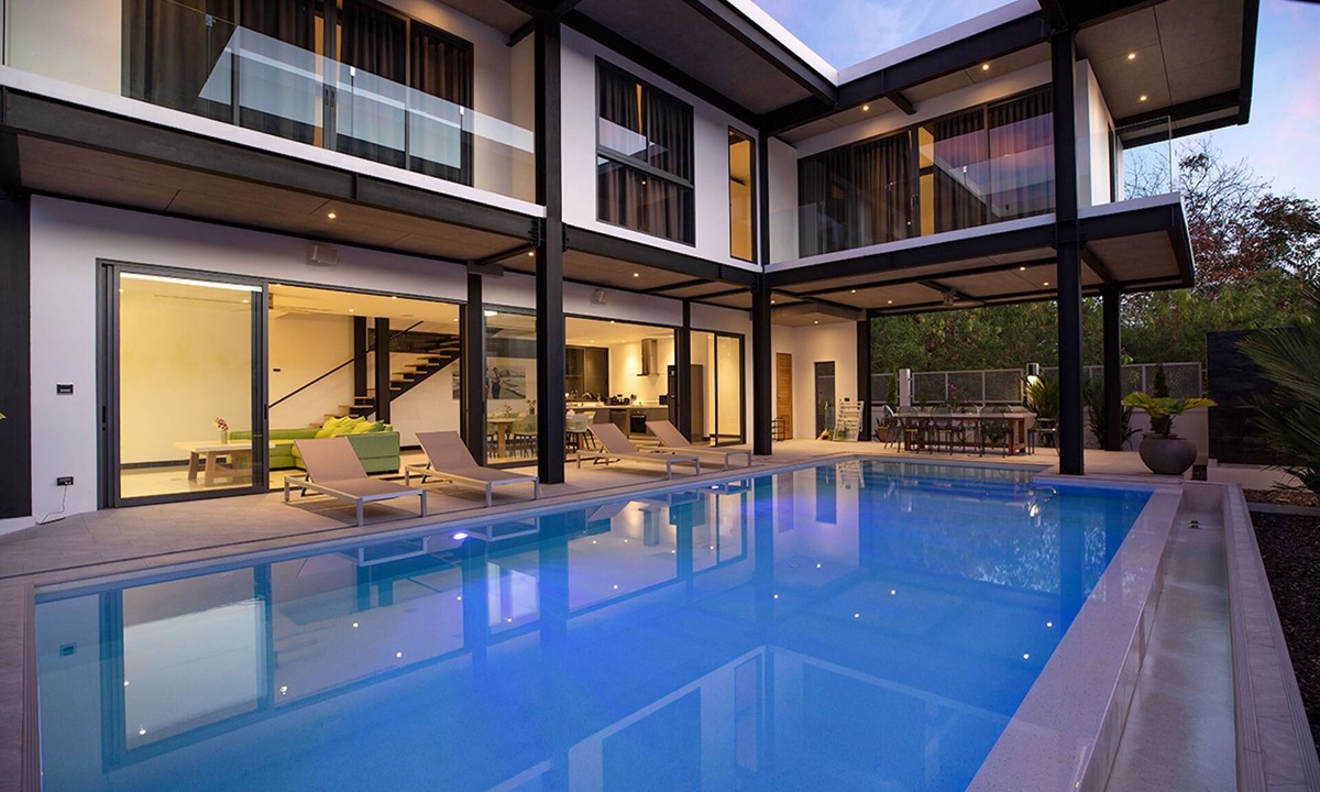 Ban Saiyuan Villa | Stylish Salt Pool Villa Sunset Garden 5
