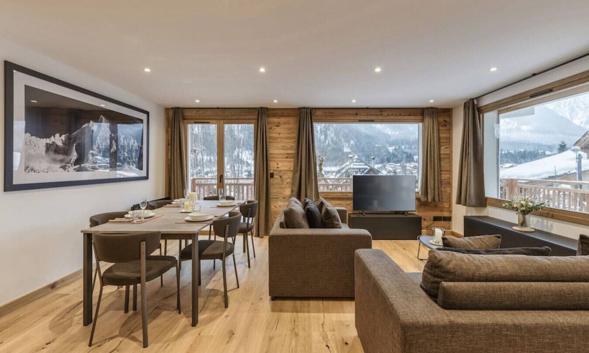 Chamonix City Centre Apartment | Sublime 8pax 100m2 | MtBlancView |Central |Parking