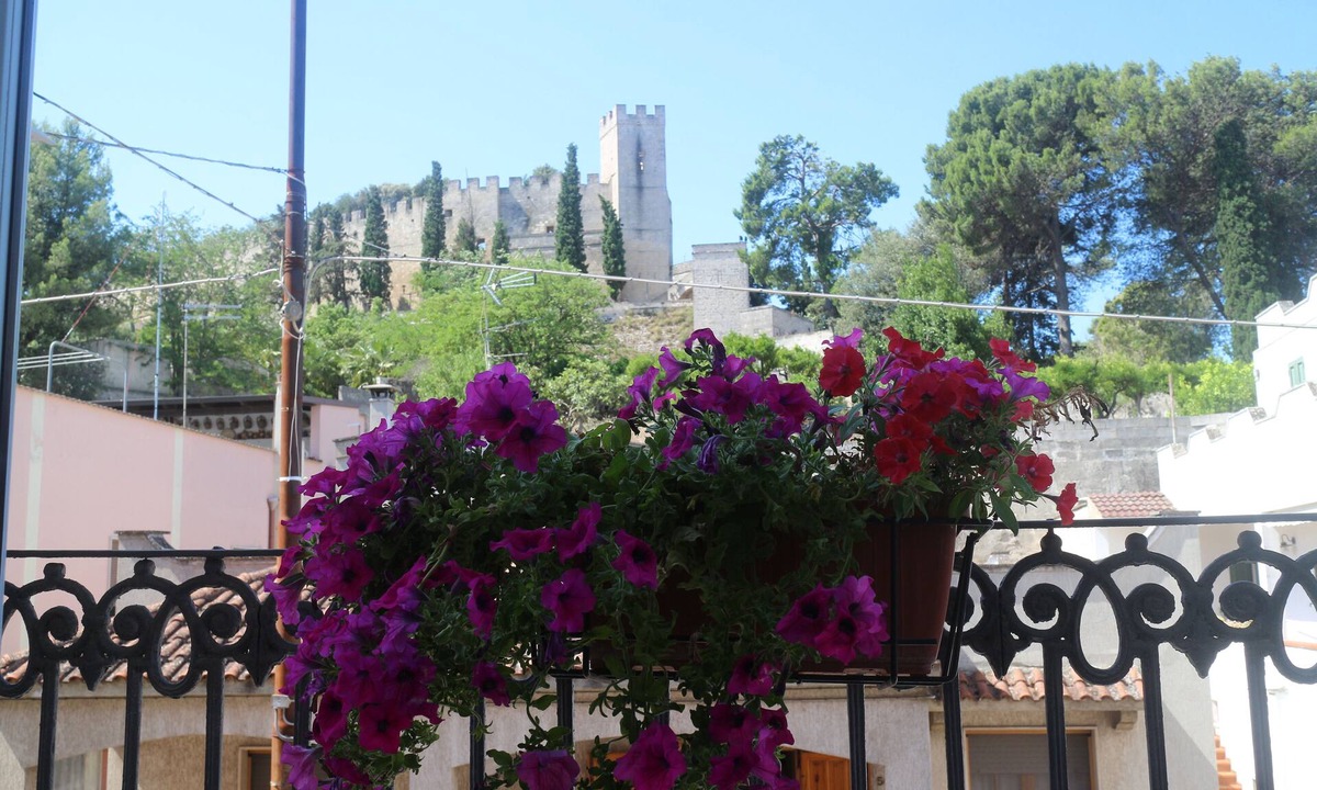 Oria Apartment | Suite with panoramic balcony