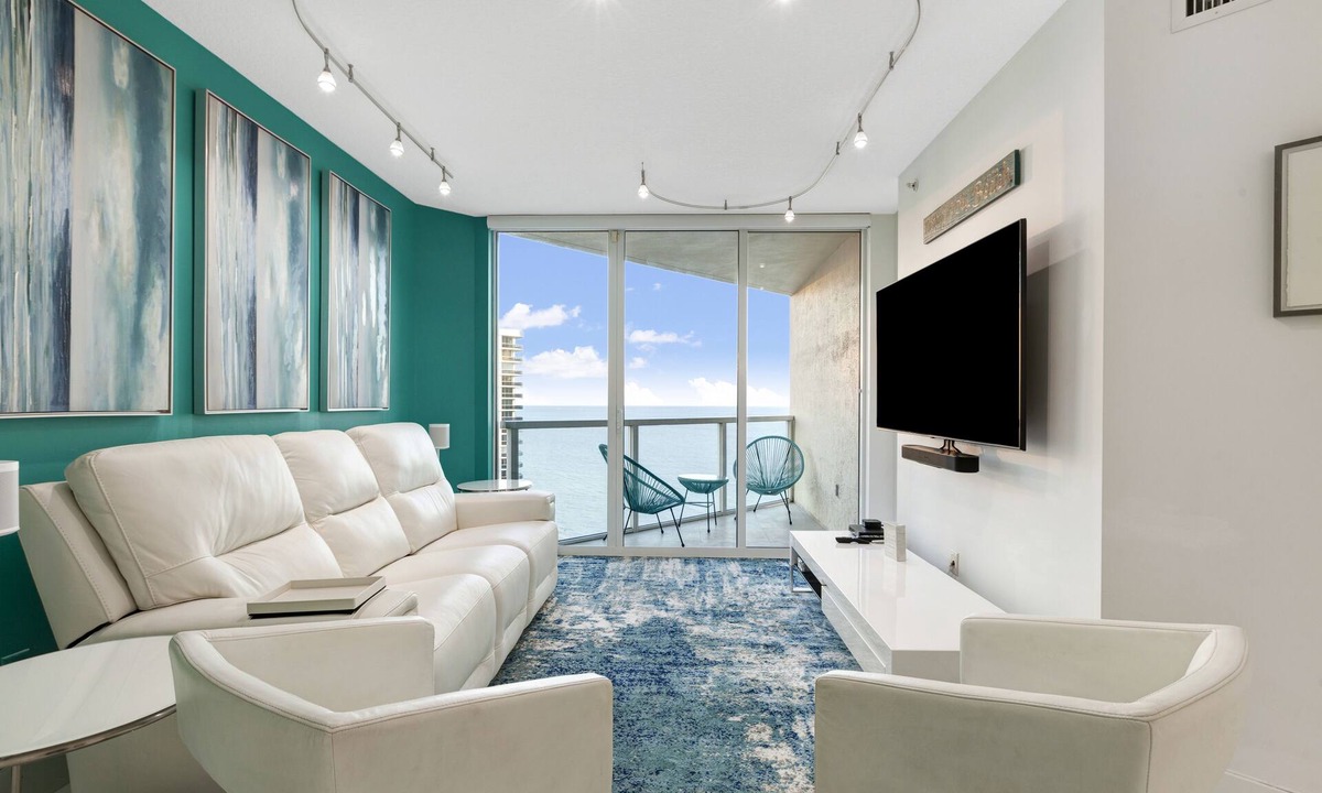 Sunny Isles Beach Condo | Sunny Isles Miami 3 Bed 3 Bath Luxury Beach Oceanfront Full Service Condo