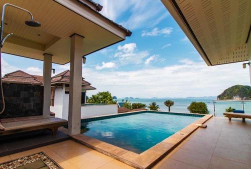 Ban Thalane Villa | Sunset bay view villa krabi