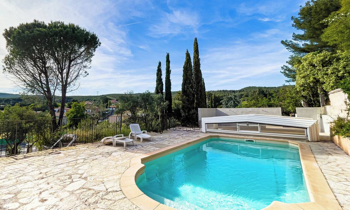 Sainte-Anne du Castellet Apartment | Superb 4-pers T2 gîte 5mn from Castellet & Circuit Paul Ricard, 10mn from beach.