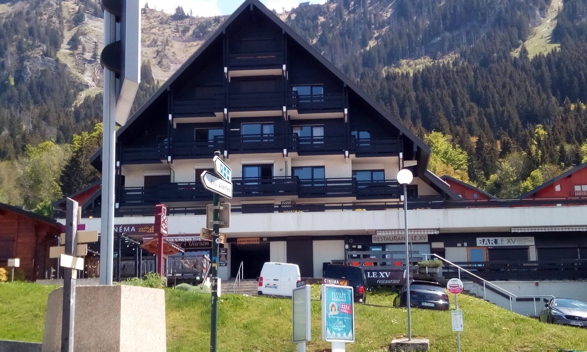 Thollon-les-Memises Apartment | SUPERB APARTMENT. T2 3 ETOILES THOLLON LES MEMISES, SKI SLOPES, LAKE VIEW