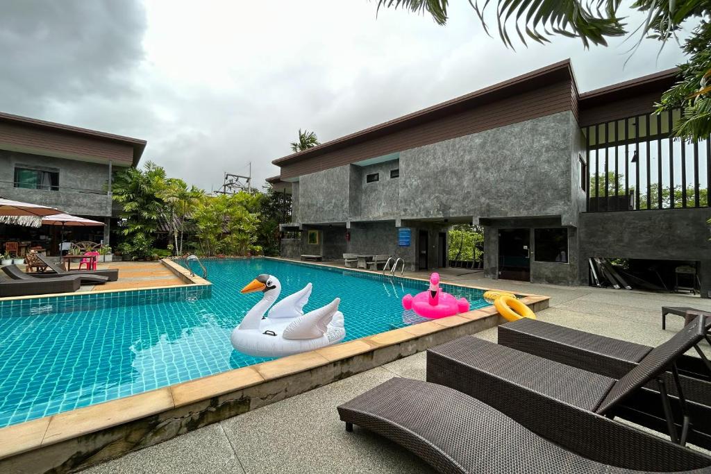Bang Tao Resort | Tann Anda Resort