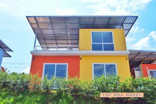 Pak Nam Resort | The Box House