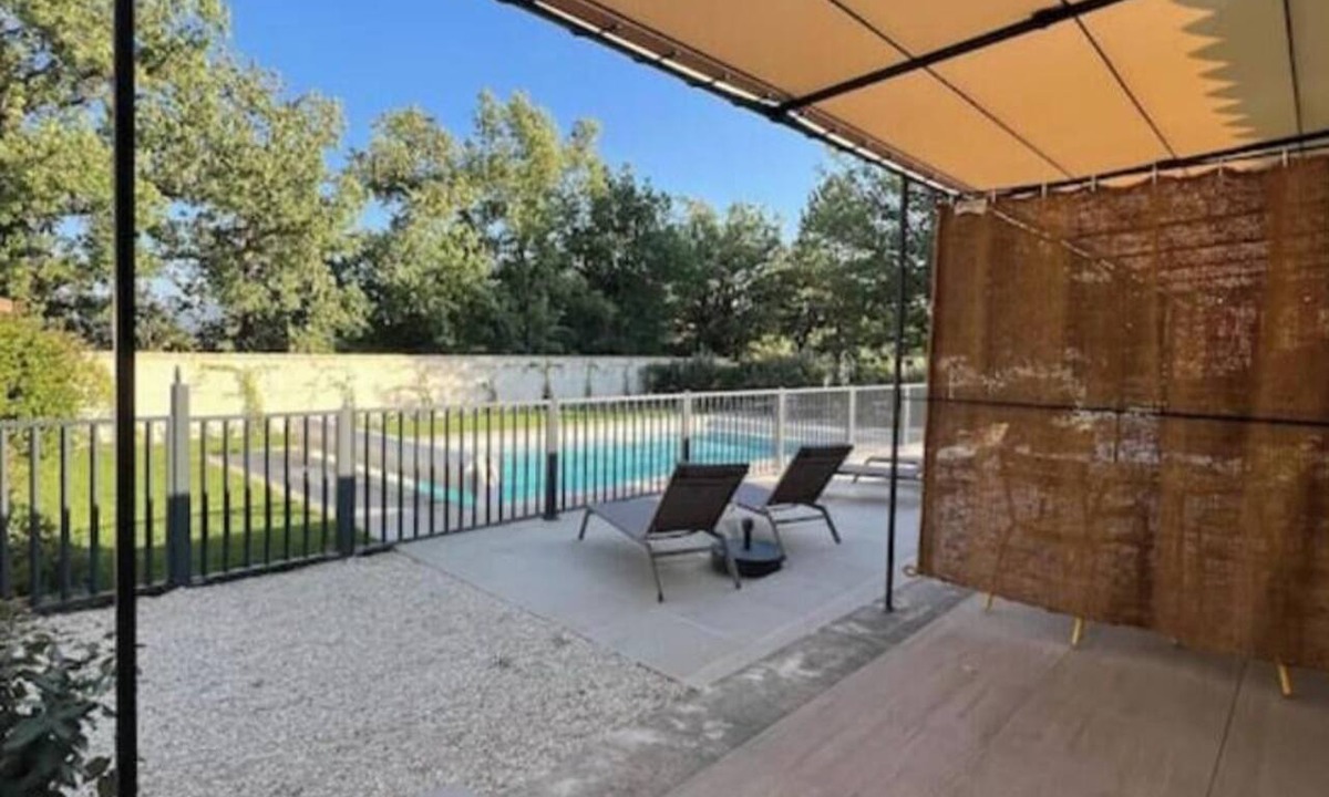 Gordes Apartment | The Little Cottage "Nine"