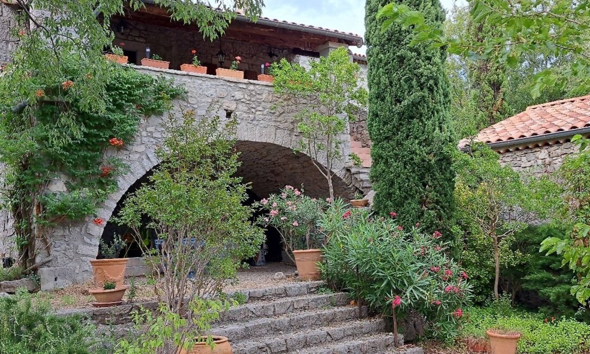 Balazuc House | The Mas of Largellas
