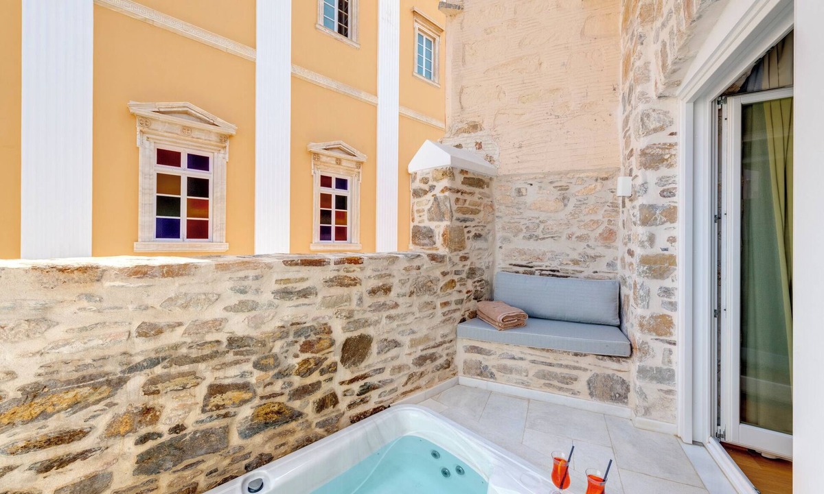 Ermoupoli House | The Nestorian Syros