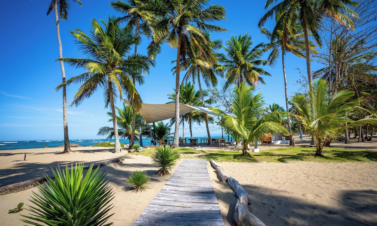 Matancitas Hotel | The Palm Bay Club Lodge