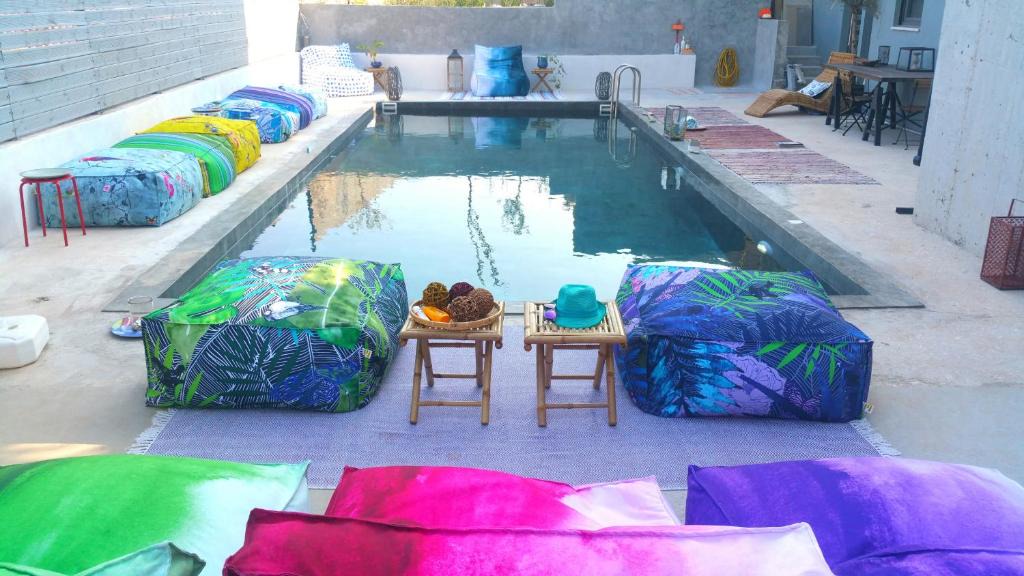 Agia Resort | The Z Point
