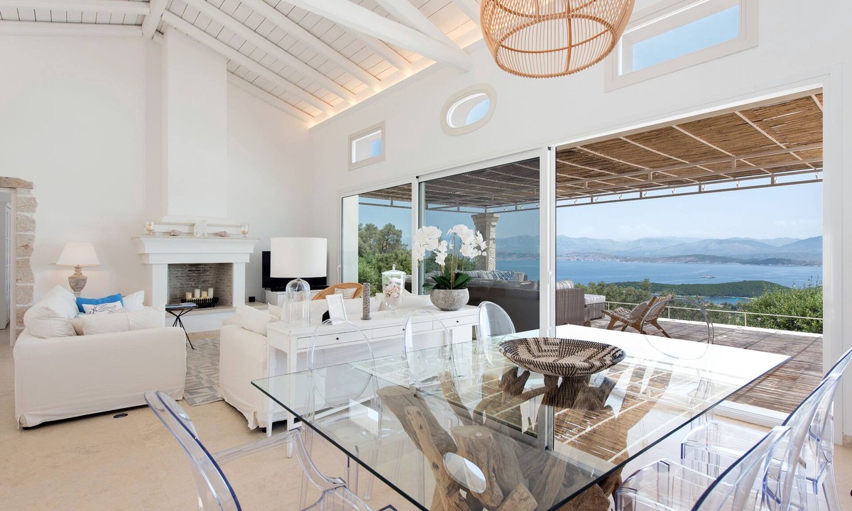 Kassiopi Villa | Thea Lofou House